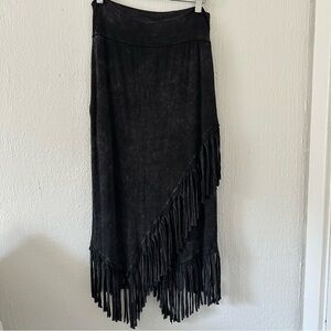 Black marbled dyed skirt with fringe See pictures Size: Small